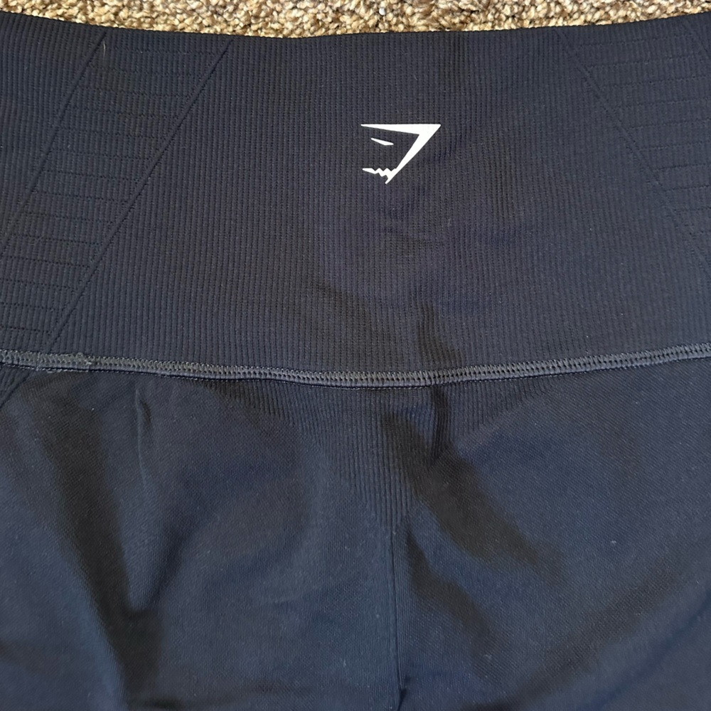 Gymshark shorts - Picture 6 of 8